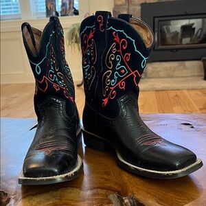 Ariat Black Western Boots with Multicolor Embroidery